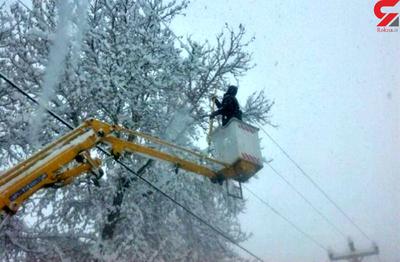 خاموشی شبکه برق ۲۱۰ روستای کردستان مرتفع شد/ تلاش برای برقراری شبکه در ۳ روستای سروآباد ادامه دارد