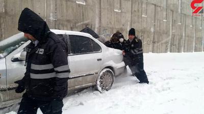 هشدارهای مهم پلیس درباره تردد در جاده ها / الزامات رانندگی در برف و سرما
