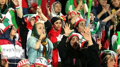 امکان حضور زنان در استادیوم در جشن آزادی راهیابی به جام جهانی قطر صادر شد