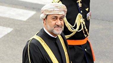 هدیه متفاوت عمانی‌ها به رئیس جمهور ایران + عکس