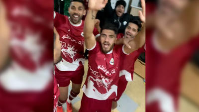 شادی بازیکنان خلیج‌فارس شگفتی‌ساز جام حذفی