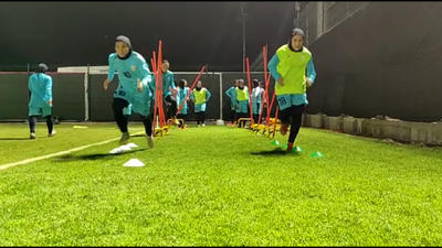 لحظاتی از تمرین امشب تیم ملی فوتبال زنان ایران