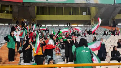 جایگاه زنان ورزشگاه آزادی پیش از دیدار ایران و کنیا