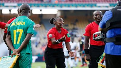داور زن برای اولین بار در جام ملت‌های آفریقا قضاوت کرد