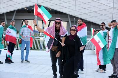 ایرانی‌ها در استادیوم: امارات اشکتو درآوردیم