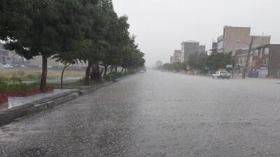 ببینید |‌ بارش تگرگ در شهر جدید سهند