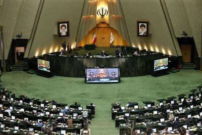 پرتاب ماهواره ثریا نمادی از پیشرفت‌های ایران با وجود تحریم‌ها است