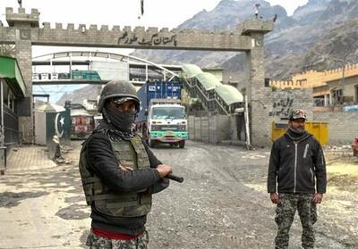 رفع موقت محدودیت‌های تردد بین افغانستان و پاکستان؛ گذرگاه   تورخم   بازگشایی شد - تسنیم