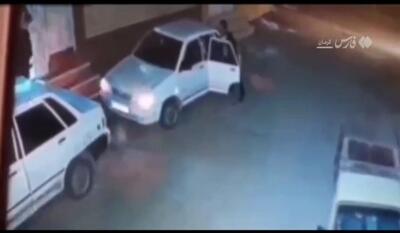 خبرگزاری فارس - فیلم| اولین خودرویی که قاتل سربازان آمادگاه ارتش کرمان سرقت کرد
