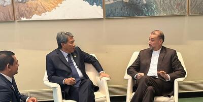 خبرگزاری فارس - تأکید وزیر خارجه مالزی بر گسترش هر چه بیشتر مناسبات با ایران در حوزه‌های مختلف
