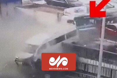 لحظه سقوط ده‌ها خودرو از روی پل در مصر
