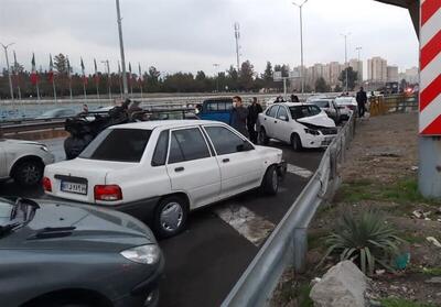 برخورد بیش از ۱۵ خودرو با یک کشته و ۶ مصدوم در آزاد راه  قزوین-زنجان