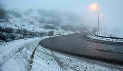 خبرگزاری فارس - بارش برف در جاده مهاباد - سردشت
