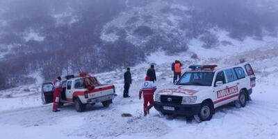 خبرگزاری فارس - اسکان بیش از ۱۳۰۰ نفر گرفتار شده در برف و کولاک توسط هلال احمر