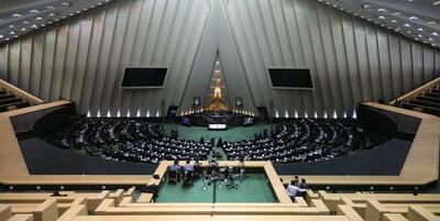 خبرگزاری فارس - غیبت 48 نماینده مجلس در پنجمین روز بررسی لایحه بودجه