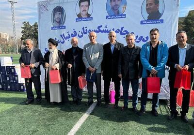 برگزاری مراسم اختتامیه مسابقات فوتبال جام شهدا و جانبازان شهرری - تسنیم
