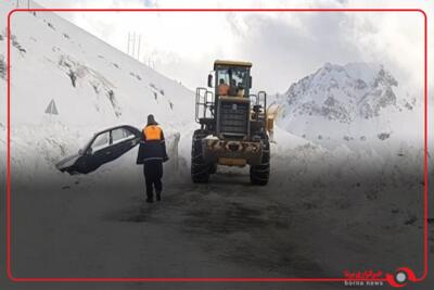 امداد رسانی به خودروهای گرفتار در برف ، مسیر هورامان به سروآباد