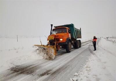 برف جاده ۵۰۰ روستای لرستان را مسدود کرد