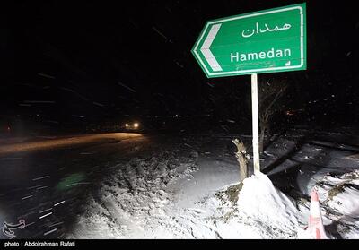 بارش برف و کولاک شدید در جاده‌های مختلف لرستان- فیلم دفاتر استانی تسنیم | Tasnim