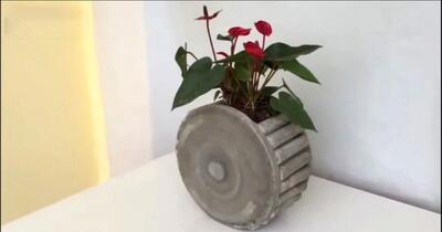نحوه ساخت 6 گلدان زیبا و کاربردی با سطل و سیمان (فیلم)