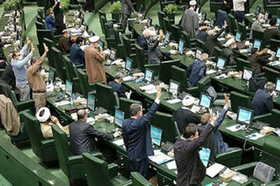 اعتراض شدید روزنامه ایران به «بریز و بپاش» نمایندگان در بودجه ۱۴۰۳