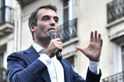 سیاست‌مدار فرانسوی خواستار توقف کمک‌های مالی به اوکراین شد