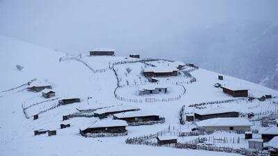 ببینید/ تصاویری زیبا از ارتفاعات برفی تالش، گیلان