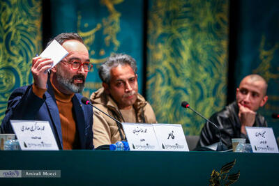 تصاویری از درگیری لفظی در کاخ جشنواره تهران