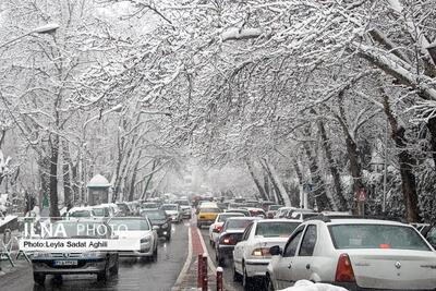 اوین برف 1402 در تهران