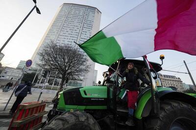 اعتراض کشاورزان اروپایی به ایتالیا رسید