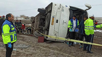 26 کشته و زخمی در واژگونی هولناک اتوبوس مشهد به قزوین + جزییات