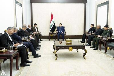 نخست وزیر عراق در دیدار با دبیر شورای عالی امنیت ملی ایران: اقدام یک‌جانبه از سوی هر کشوری که در تضاد با احترام متقابل به حاکمیت کشور‌ها ست را نمی‌پذیریم / درخصوص مسائل حاکمیتی و امنیتی خود با کسی تعارف نداریم