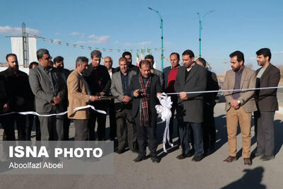 افتتاح ۶۰ طرح عمرانی، خدماتی و صنعتی در مهریز
