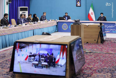 عکس/ نشست رئیس‌جمهور با مدیران مناطق آزاد ویژه اقتصادی