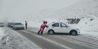 خبرگزاری فارس - امدادرسانی به ۴۰۰ نفر از متاثرین برف و کولاک در شهرستان تکاب
