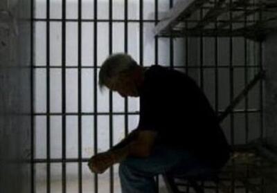 آزادی 5 زندانی در سمنان‌ به نیت پیروزی تیم ملی فوتبال - تسنیم