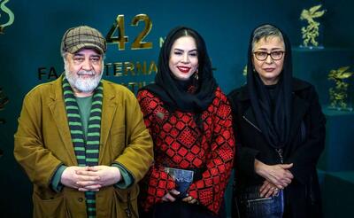 فیلم| شوخی محمدرضا شریفی‌نیا با همسر سابقش در جشنواره فجر