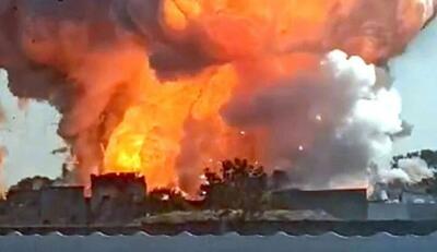 فیلم| انفجار مرگبار در کارخانه تولید لوازم آتش‌بازی در هند