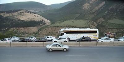 خبرگزاری فارس - بار سنگین ترافیک کندوان را یک‌طرفه کرد