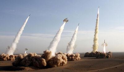 شلیک ۳۰ موشک و راکت از لبنان به اسرائیل