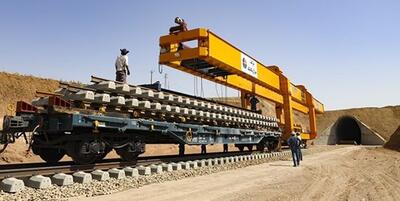 خبرگزاری فارس - احداث راه آهن شیراز به بوشهر به عنوان بزرگترین پروژه ریلی کشور اجرایی می‌شود