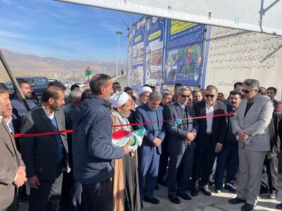 افتتاح و کلنگ‌زنی ۱۴۳۳ پروژه استان همدان در دهه فجر