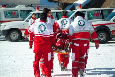 تلاش ۷ ساعته امدادگران هلال احمر برای نجات بانوی کوهنورد در بافق