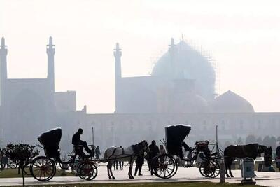 هوای اصفهان با شاخص کیفیت ۱۲۴ آلوده است