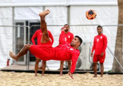 برگزاری دومین تمرین تیم ملی در زمین تمرین اصلی جام جهانی زیر باران