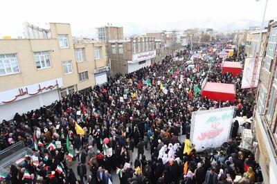 استاندار مرکزی: مردم ایران متوجه حساسیت حضور خود در انتخابات هستند