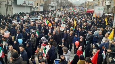 حضور پرشکوه مردم استان مرکزی در  راهپیمایی یوم الله ۲۲ بهمن