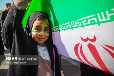حضور مردم منطقه سردسیر «سخوید» در راهیپمایی ۲۲ بهمن
