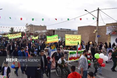 شکوه راهپیمایی یوم الله ۲۲ بهمن در بهاباد