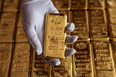 طلا از فدرال رزرو ناامید شد/ بازگشت قیمت به کانال ۱۹۰۰ دلار
